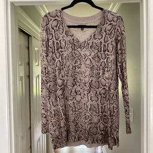 Animal print light sweater